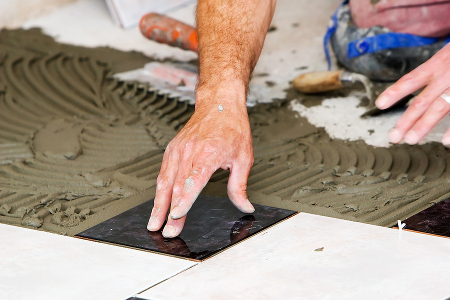 Antonio Acciardo Fliesen, Fugenloser Boden und Wand Gestaltung